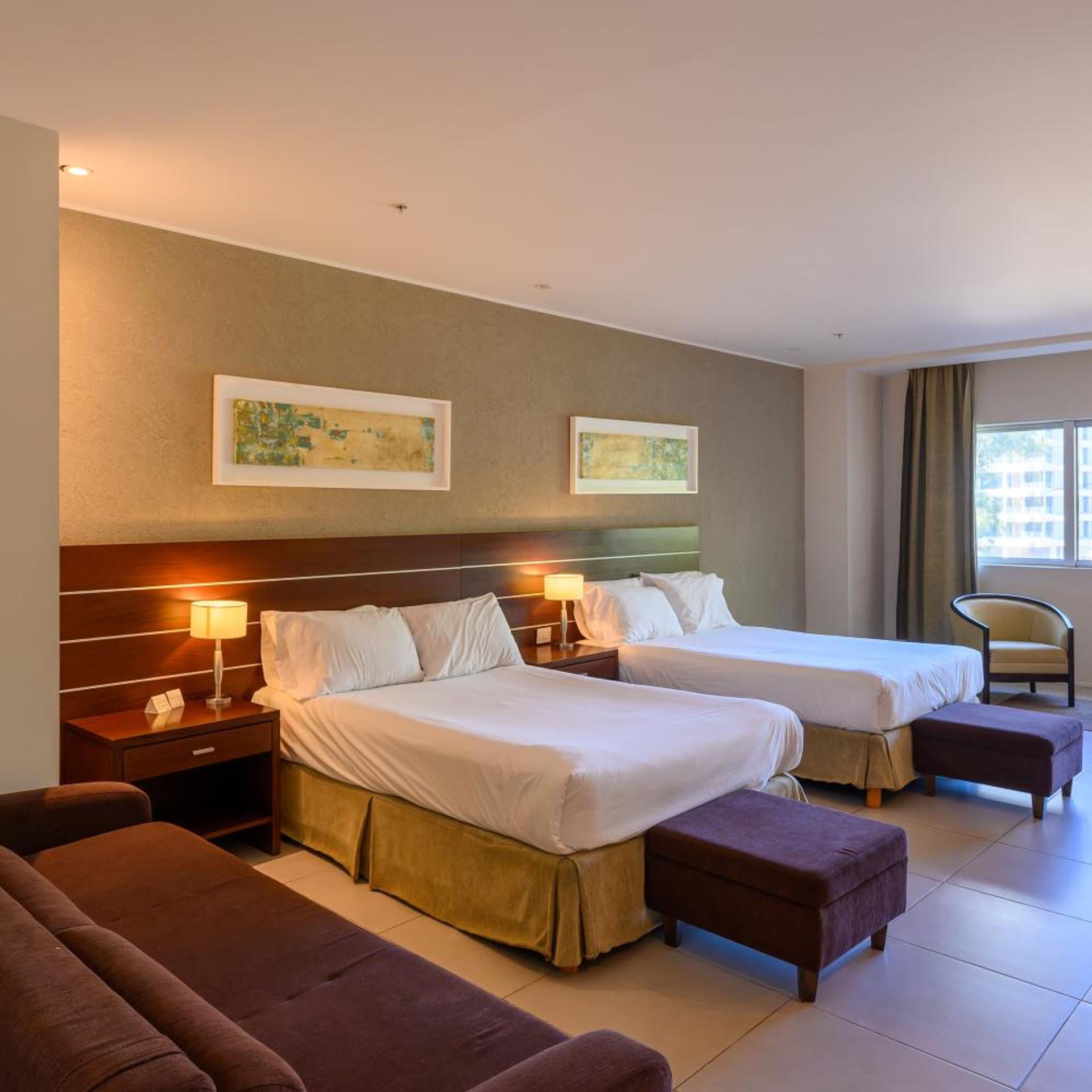 Orfeo Suites Hotel 12/50