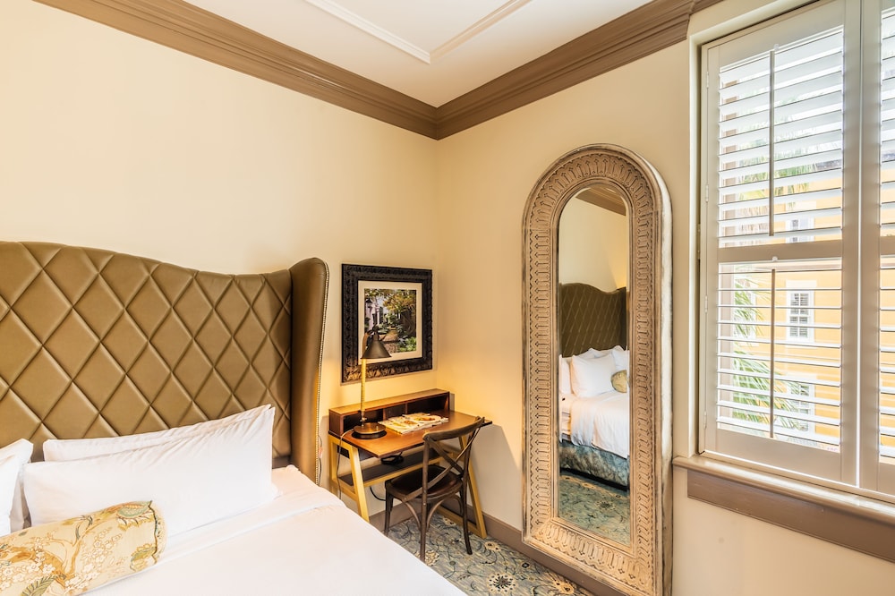 Andrew Pinckney Inn 34/78