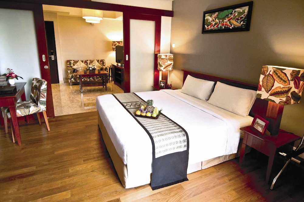 1 Bedroom  Suite