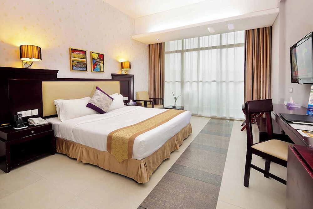 HOTEL THE COX TODAY 24/60