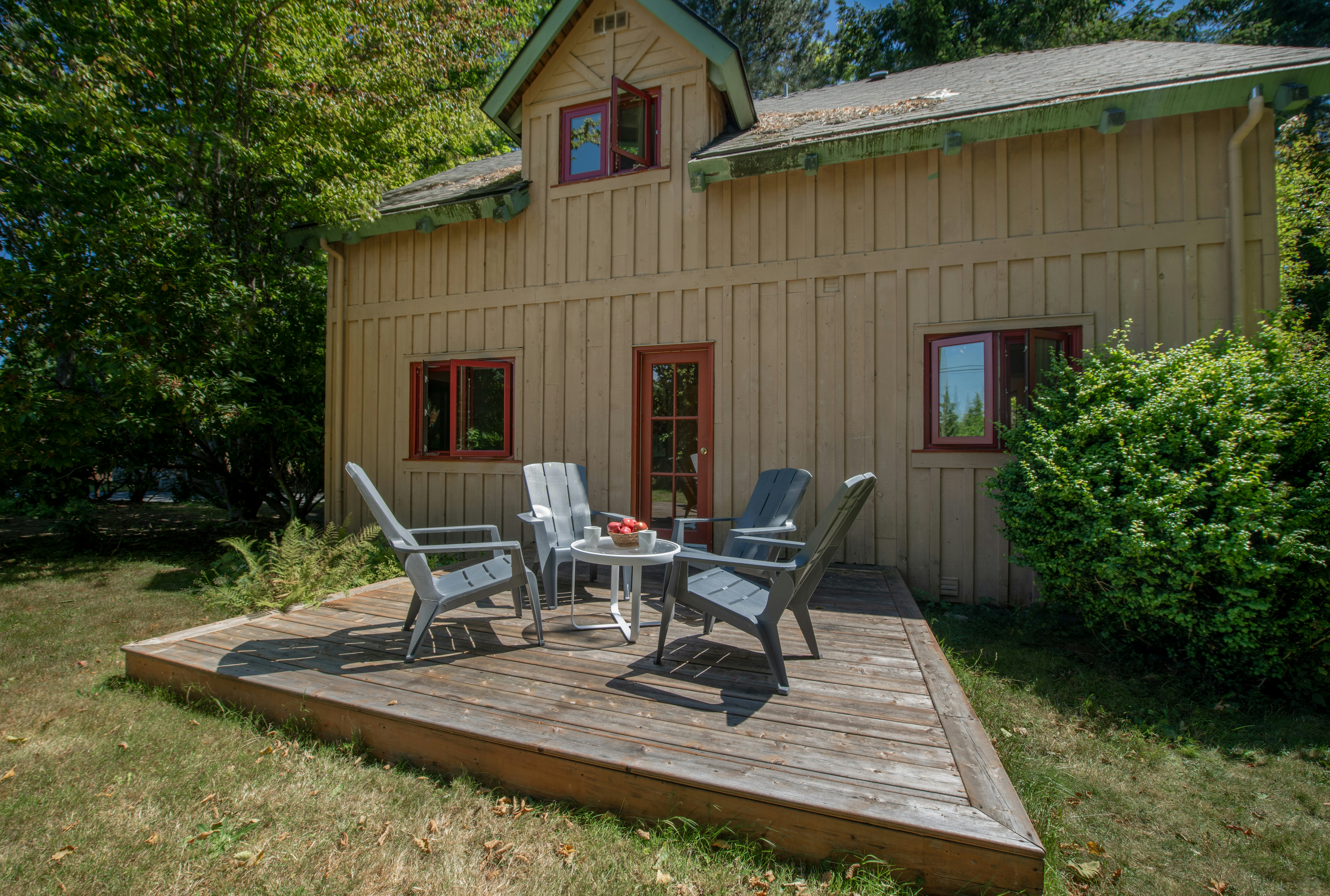 Painter's Lodge 46/50