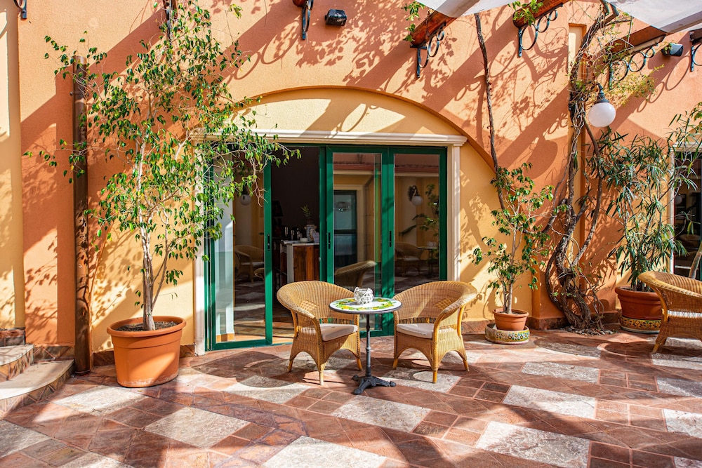 Baia Taormina Hotel 5/50