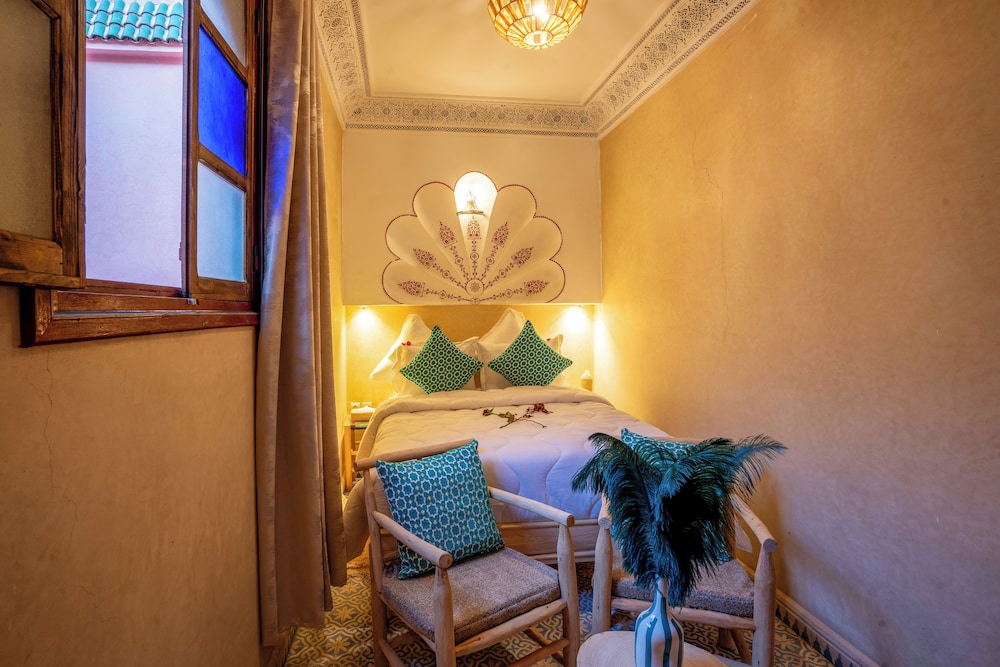 Riad Le Graff Pink 29/43