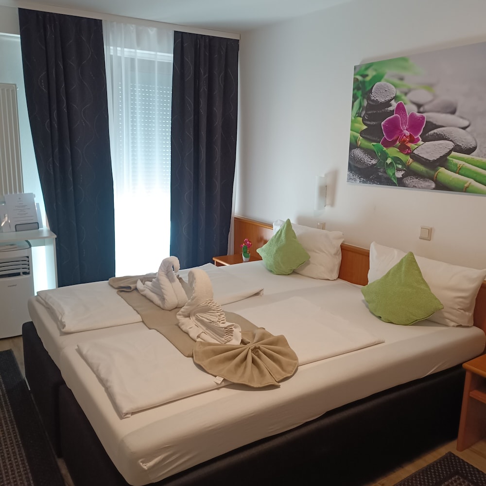 Hotel Ari 18/50