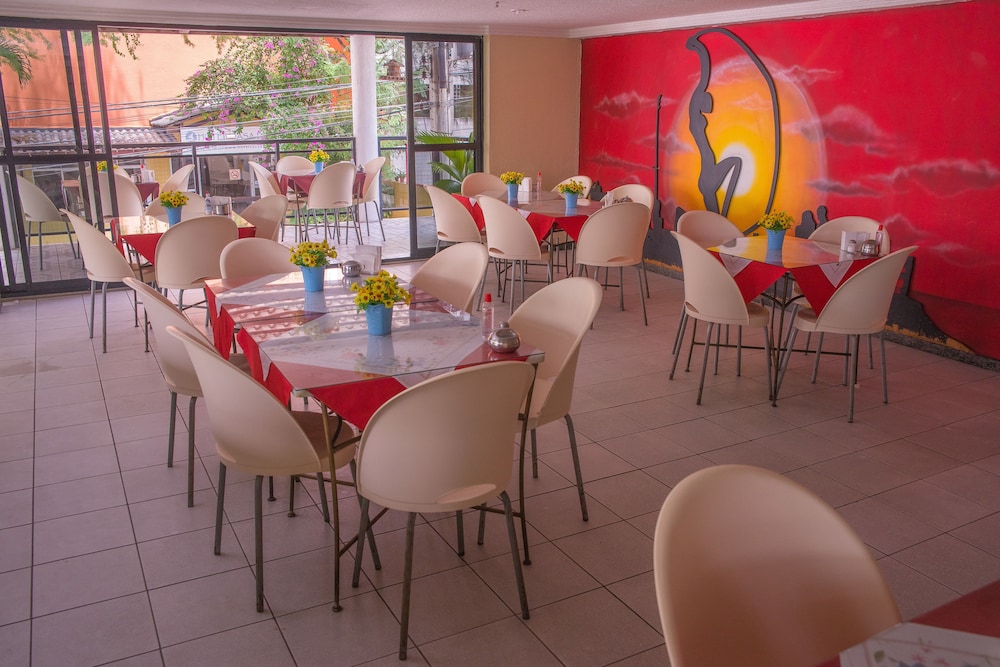 Rede Andrade Casa Blanca Hotel 49/54