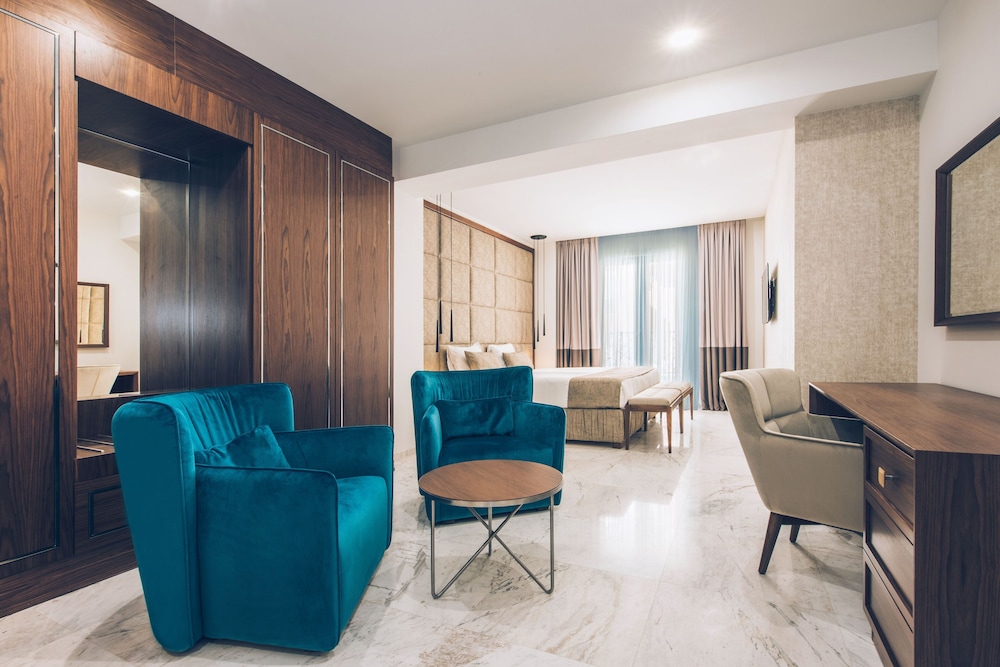Iberostar Waves Slavija 43/69