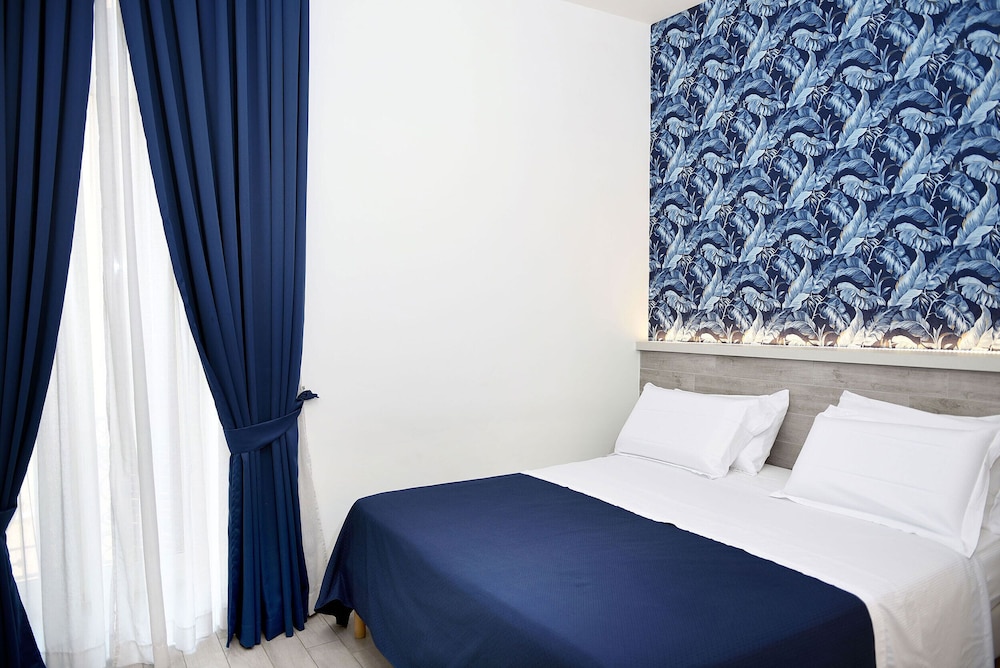 Napoli Rooms&Suite 15/50