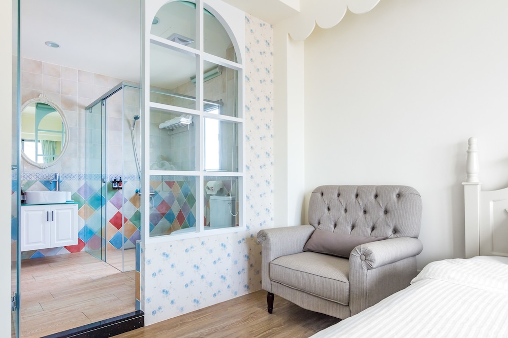 Ocean Party B&B 34/50