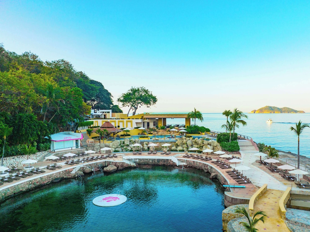 Las Brisas Acapulco 71/77