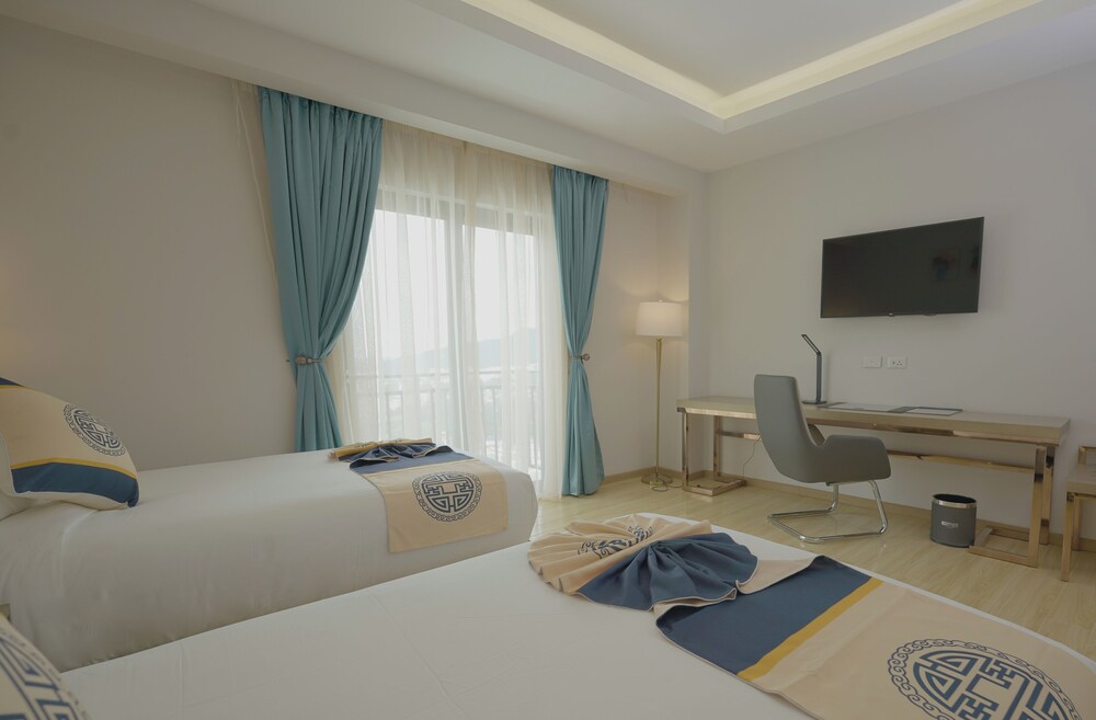 Stay Easy Plus Hotel 22/38
