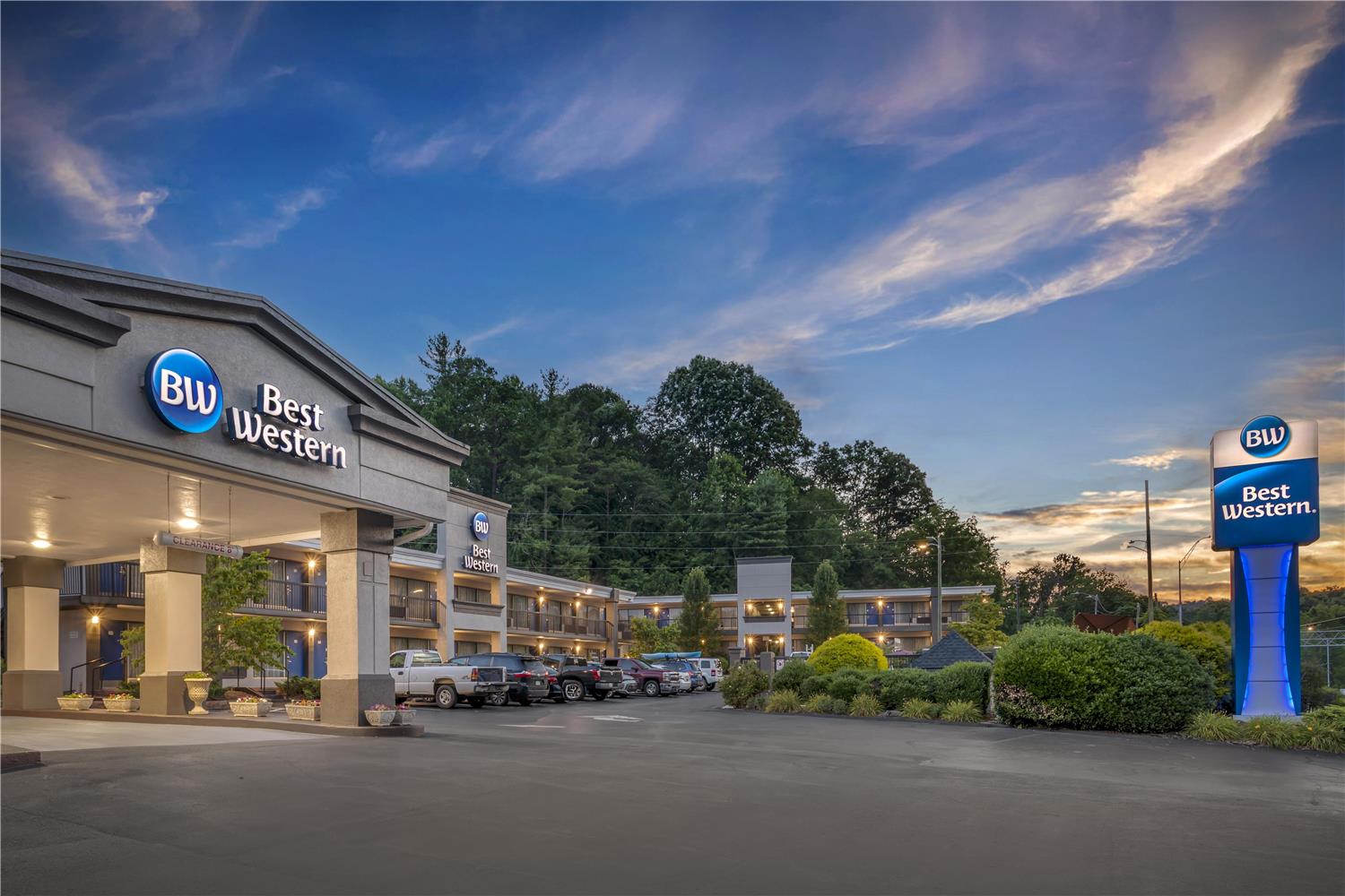 Best Western Asheville -Blue Ridge Parkway 35/40