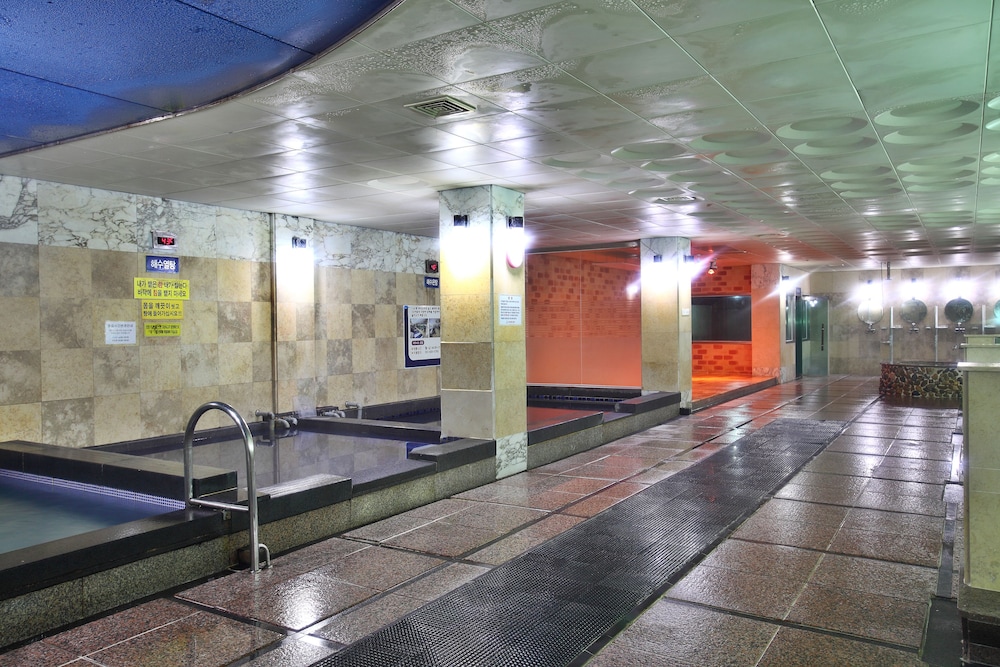 La Mer Hotel 31/50