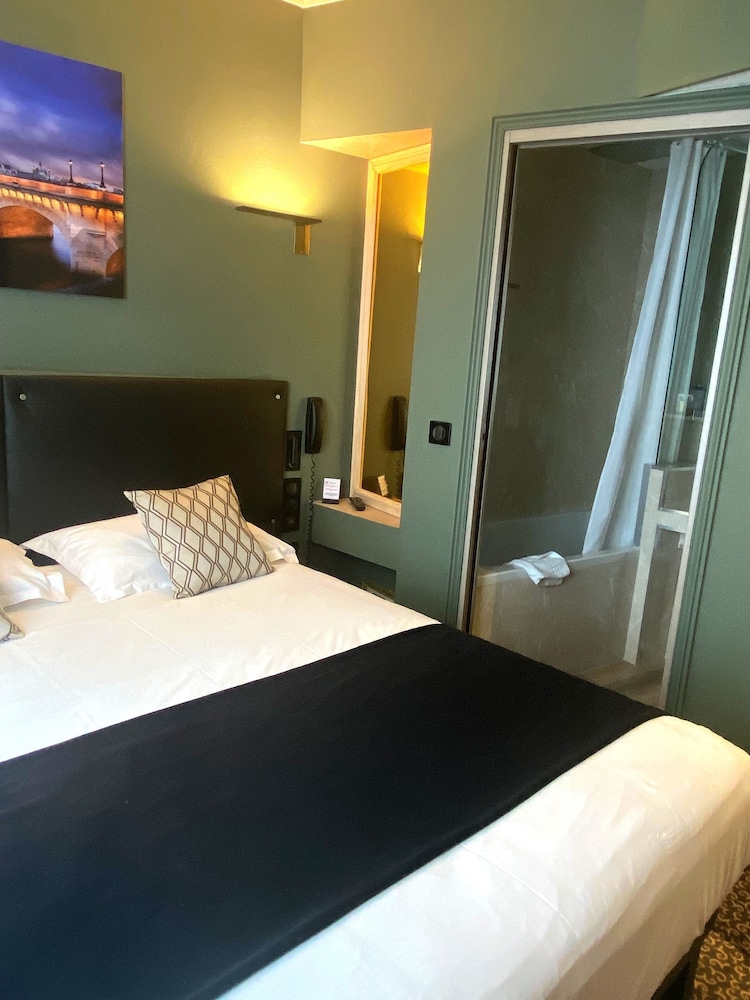 Hotel Louvre Sainte Anne 18/62