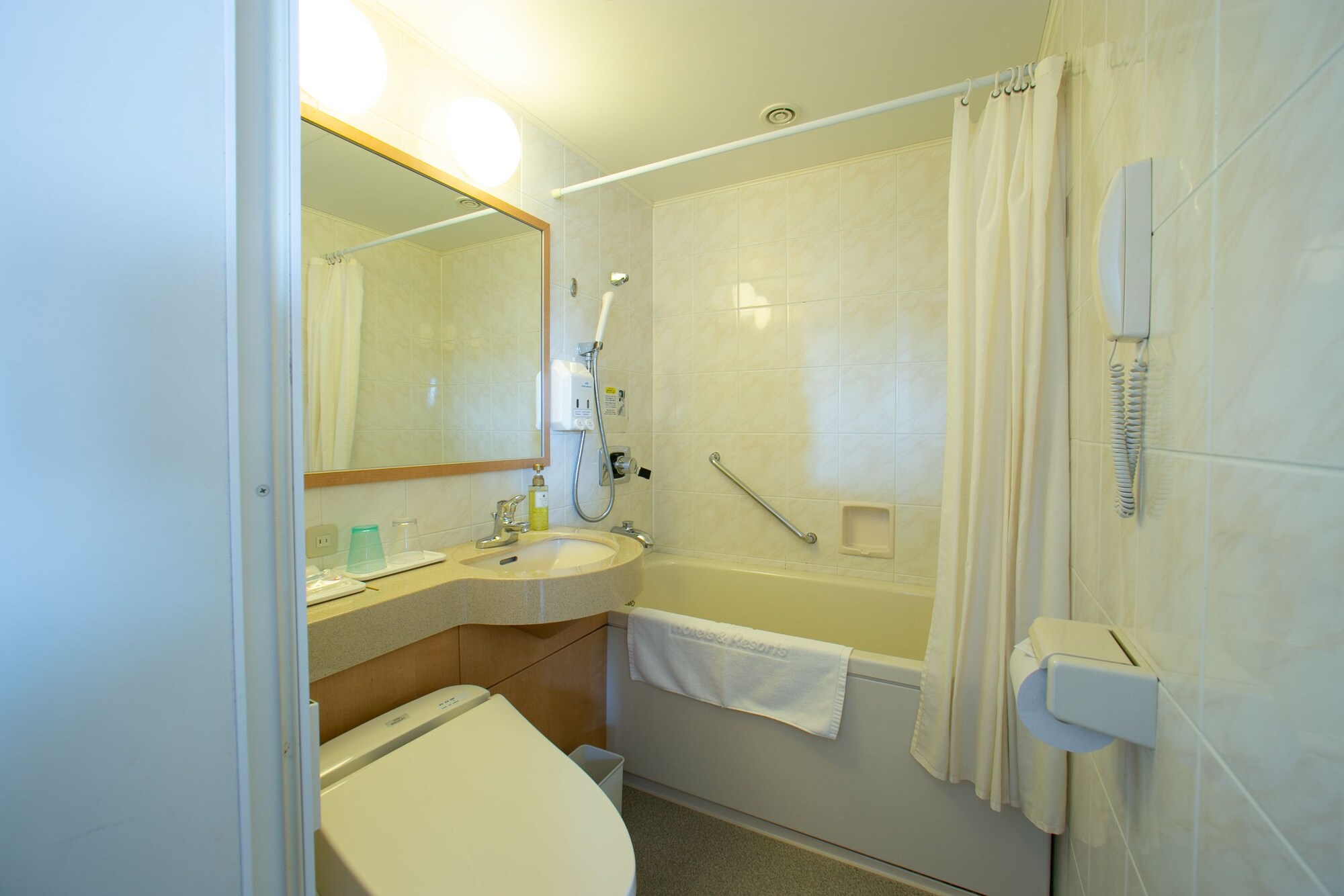 SEMI ROOM, SEMI DOUBLE BED, PARK VIEW
