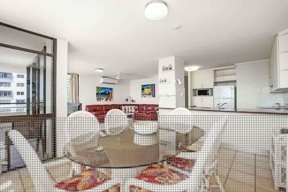 WINDWARD APARTMENTS 52/81