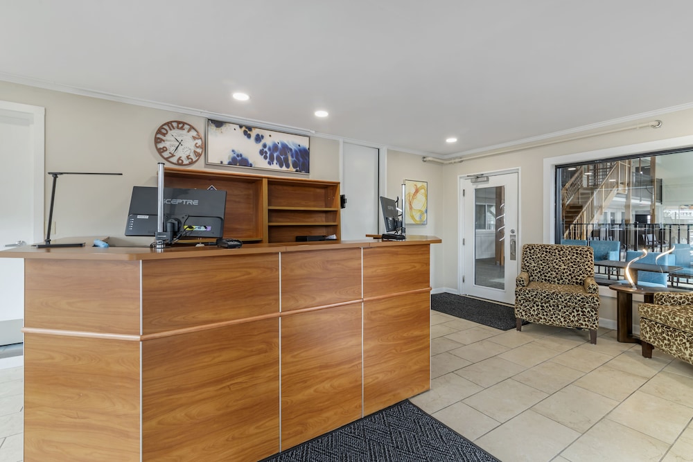 Days Inn By Wyndham Dover 2/24