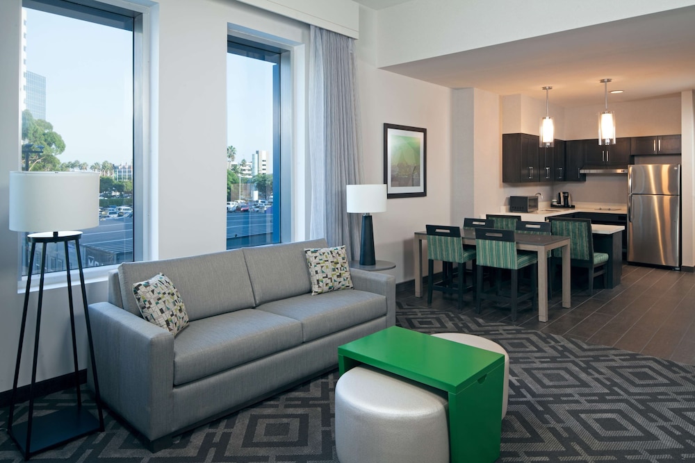 Homewood Suites by Hilton Los Angeles International Airport 17/47