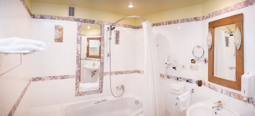 Best Western Santakos Hotel 6/44