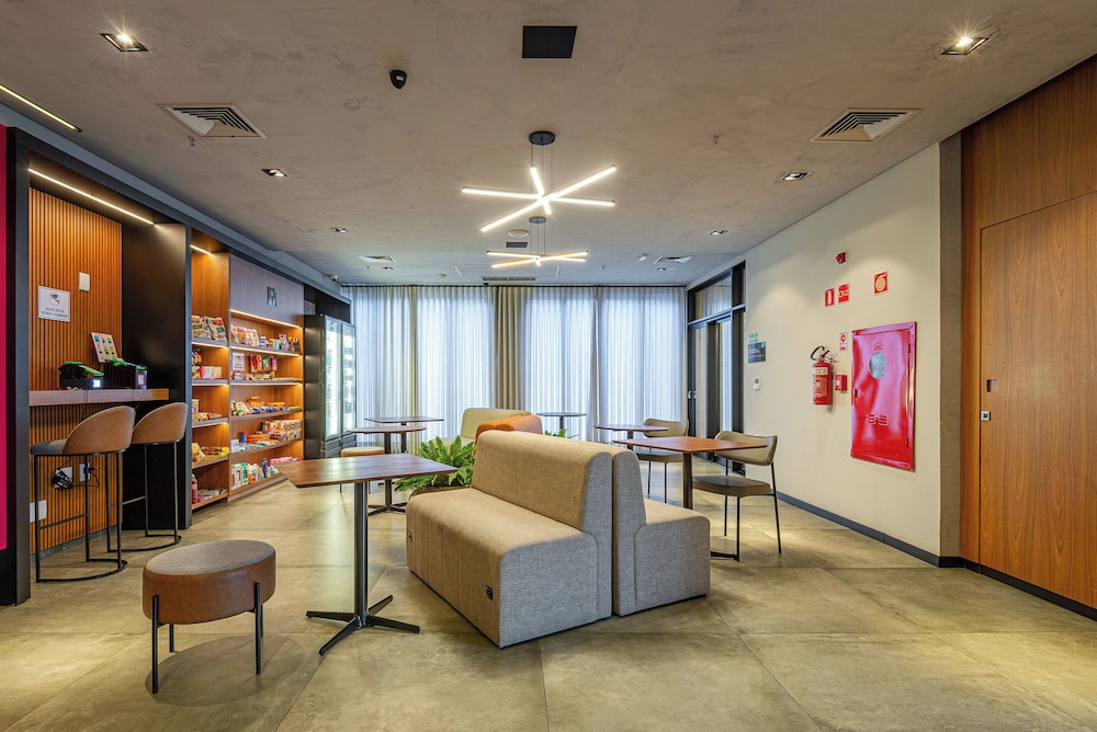 Roomo Transamerica Goiania Marista Urba 50/64
