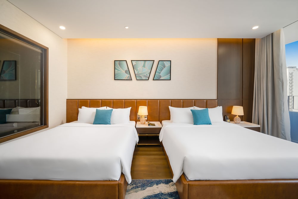 Golden Lotus Grand Hotel 15/49