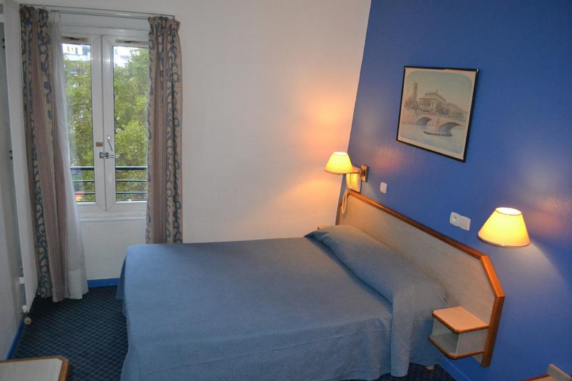 STANDARD, DOUBLE BED