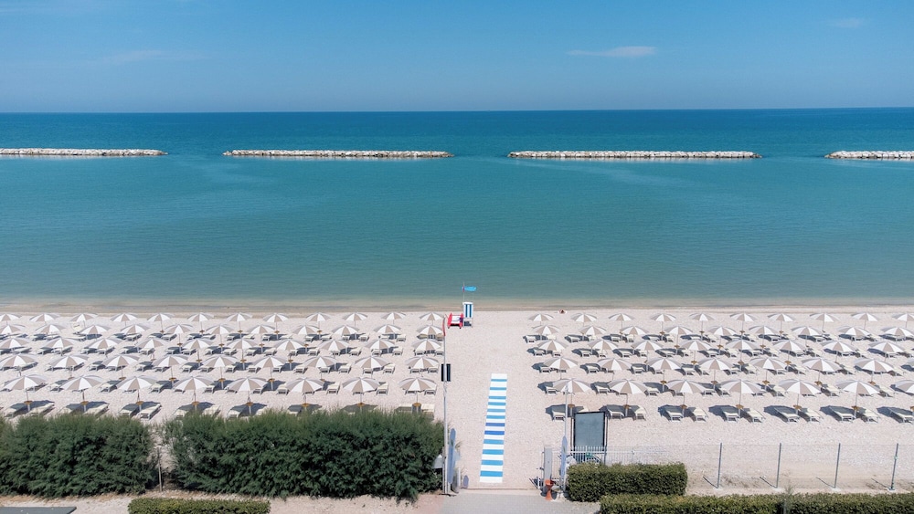 Club del Sole Le Mimose Family Resort 71/75