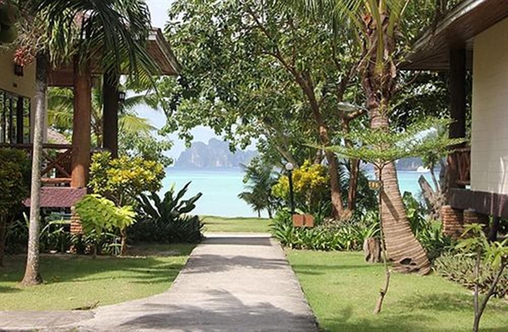 Phi Phi Villa Resort 67/71