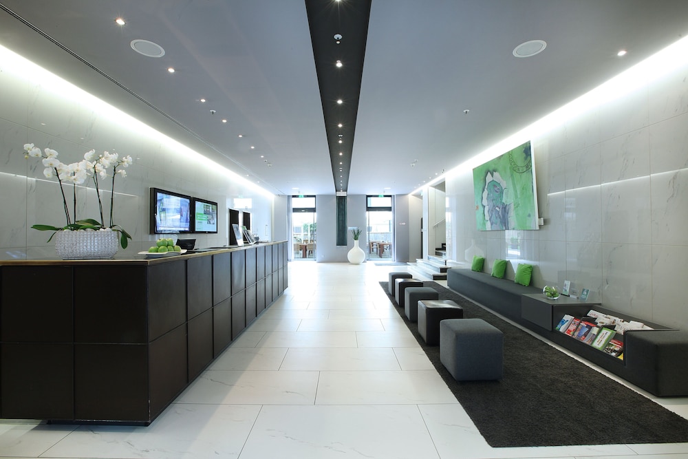 Lindner Hotel Berlin Ku'damm, part of JdV by Hyatt 5/67