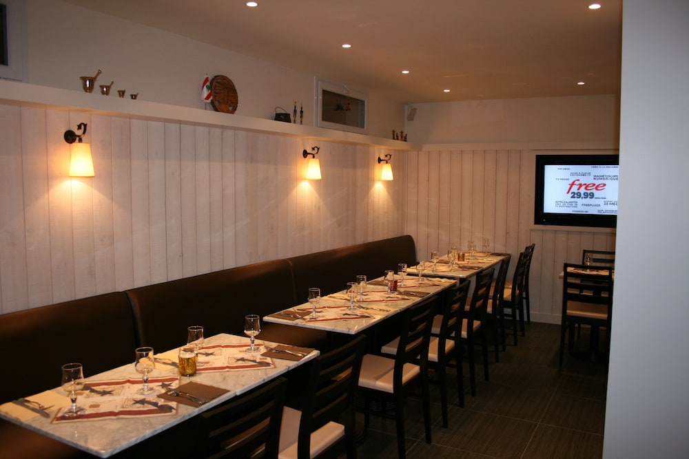 Hôtel Restaurant Maison Blanche 52/58