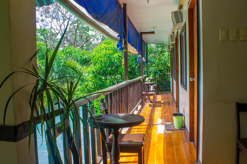 Remari Tourist Inn 24/56
