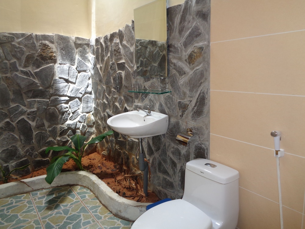 Ninila Fruit Farm Bungalow 36/38