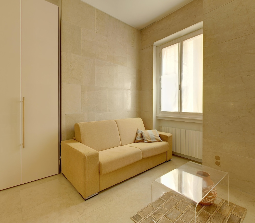 Milan Apartment Rental 16/50