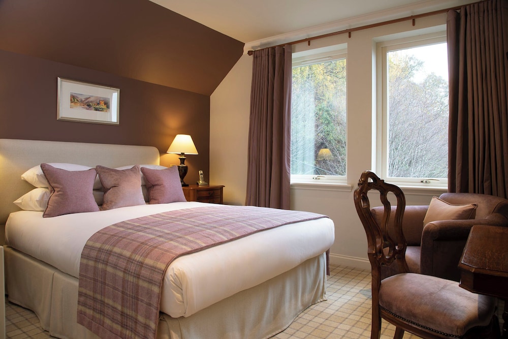 Loch Ness Cottages 10/50