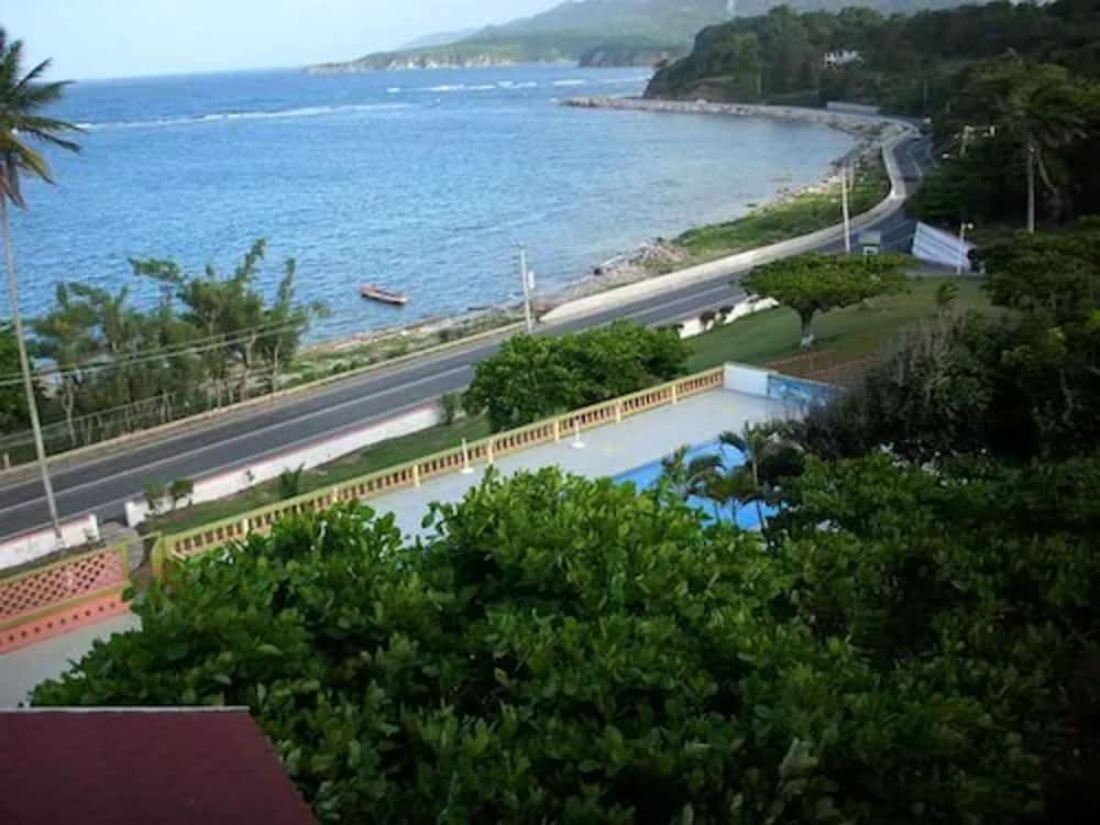 Casa Maria Hotel 39/50