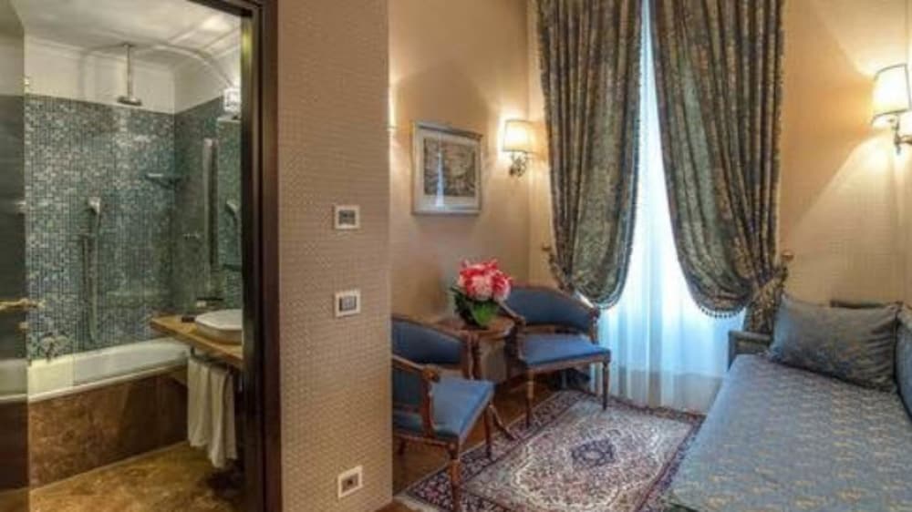 Albergo Del Senato 17/40