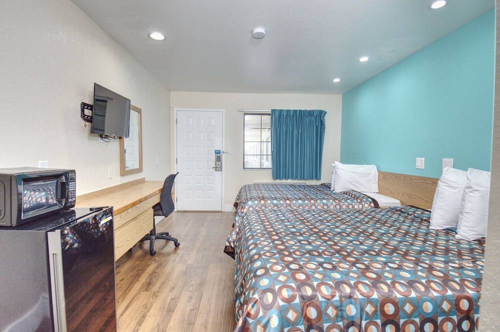 Vagabond Inn Buttonwillow North I-5 33/39