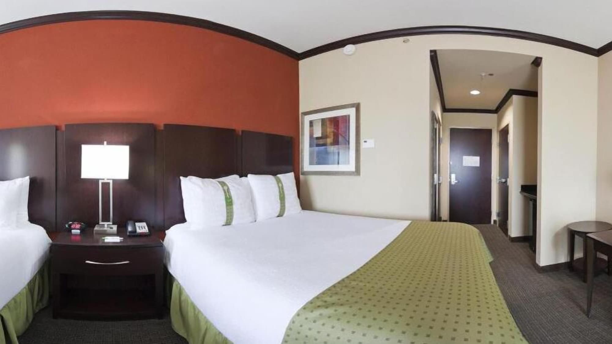 غرفة قياسية بسرير كينج بمنطقة جلوس، Holiday Inn Hou Energy Corridor Eldridge 4/6
