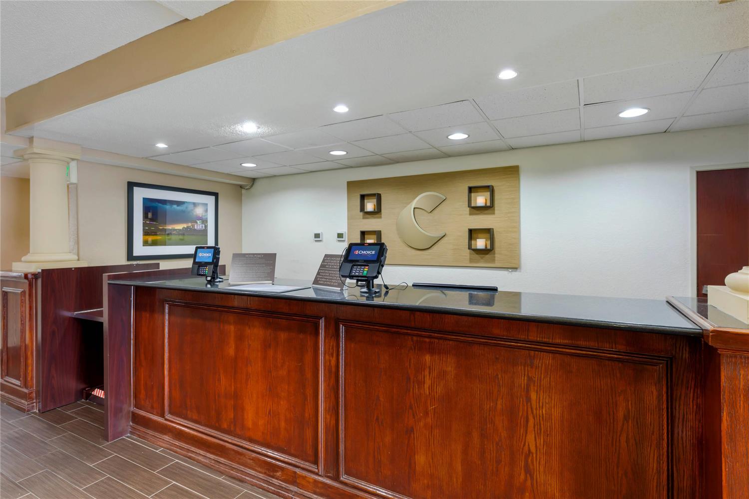 Comfort Suites Lakewood - Denver 6/38