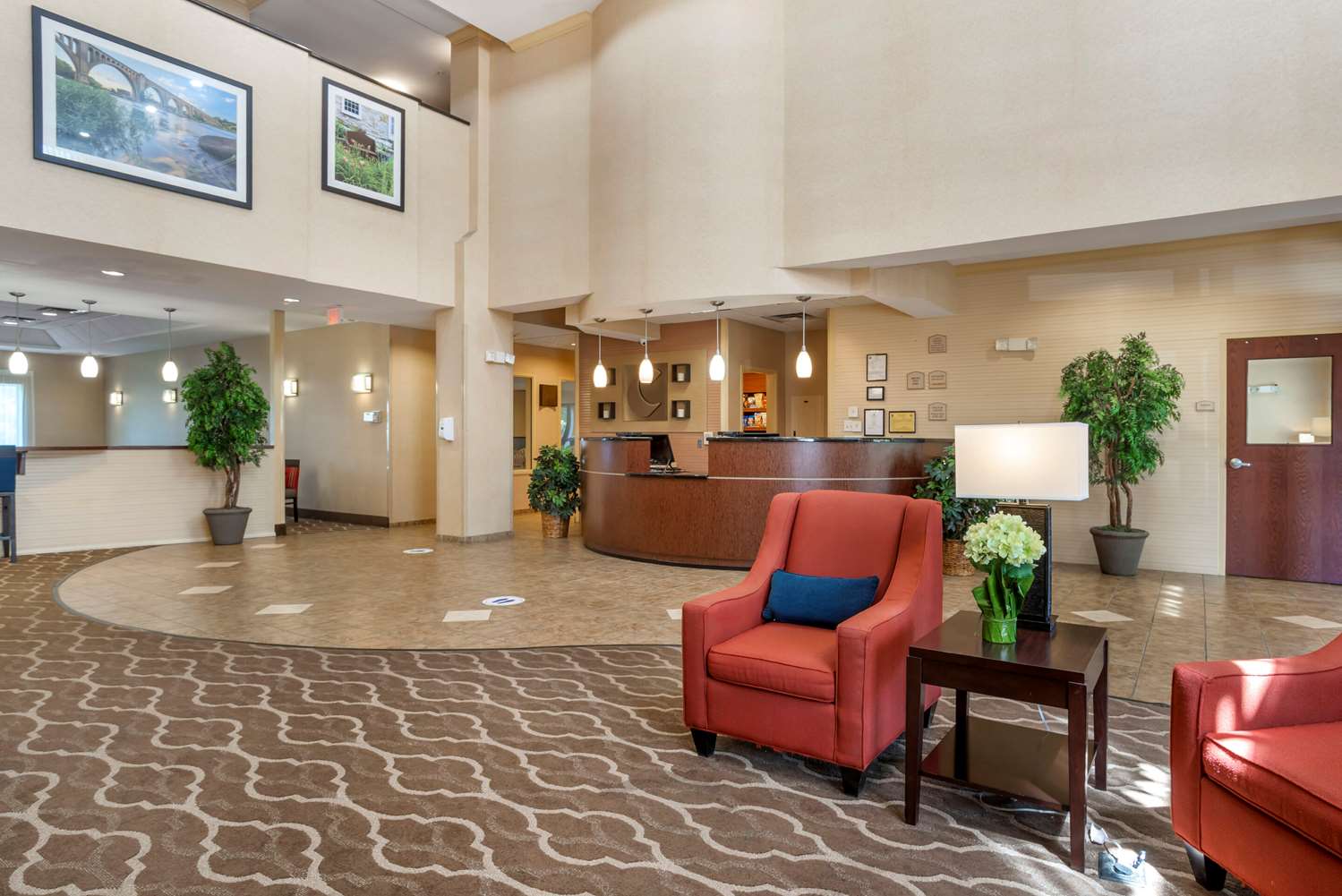 Comfort Suites Fredericksburg North 8/35