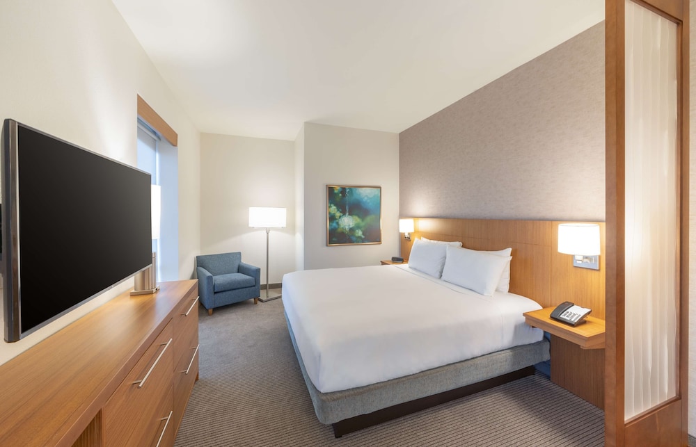Hyatt Place Sandestin At Grand Blvd 23/67