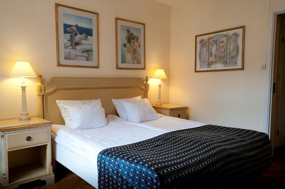 Mayfair Hotel Tunneln 29/43
