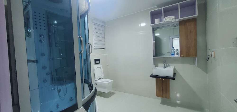 Dalchifit Suites 48/50
