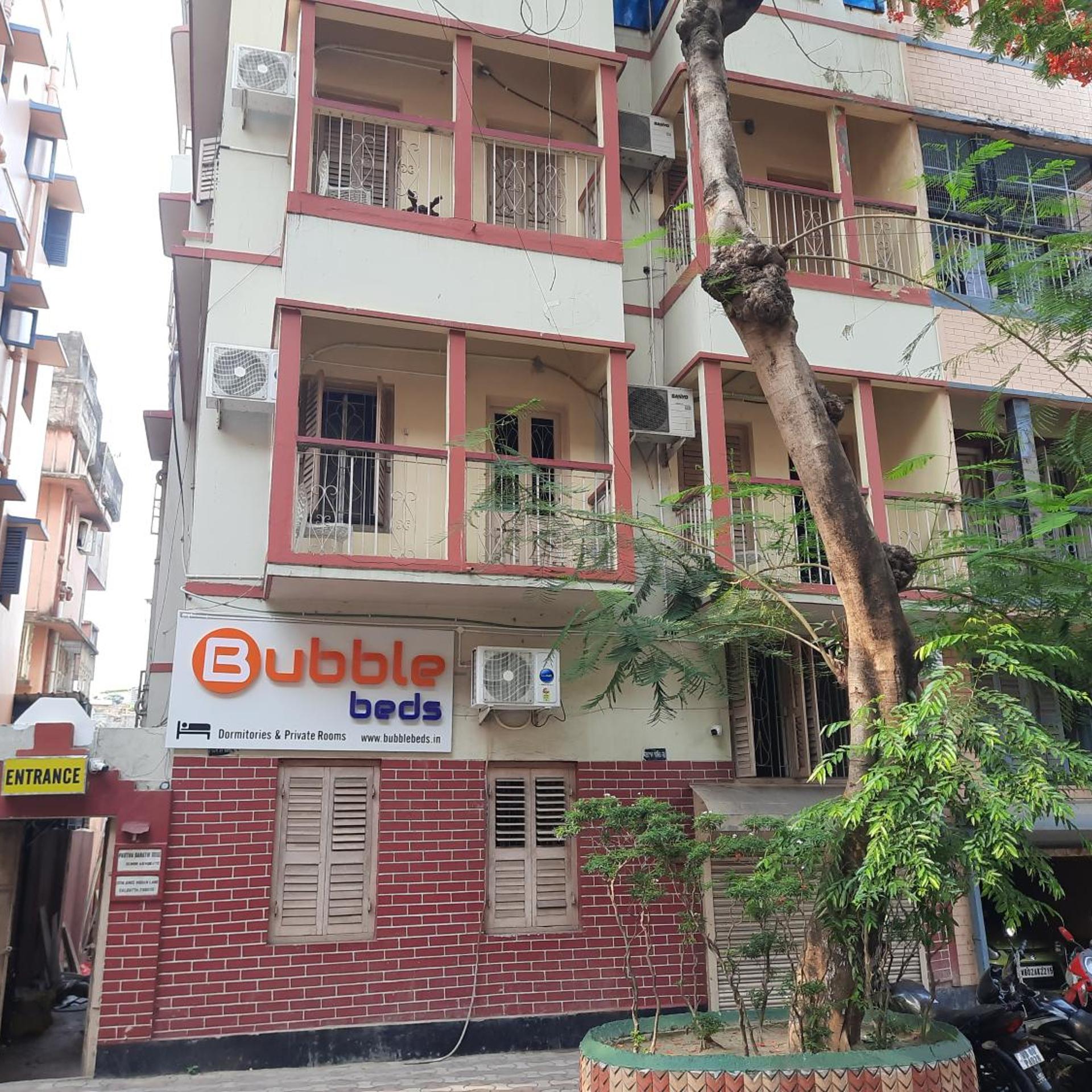 Bubble Beds Hostel 2/54