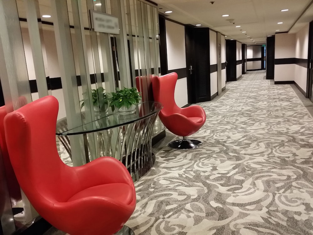 Regal Riverside Hotel 46/69