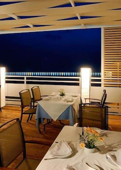 Mercure Patras Astir 40/69