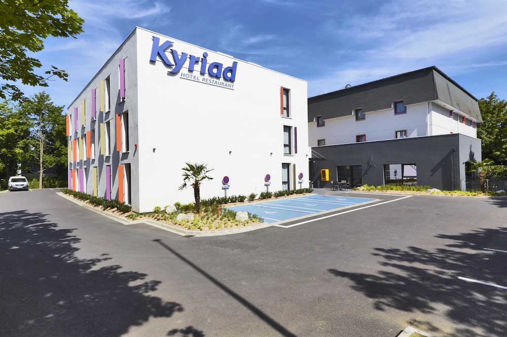 Hotel Kyriad Saint Quentin En Yvelines - Montigny 46/58