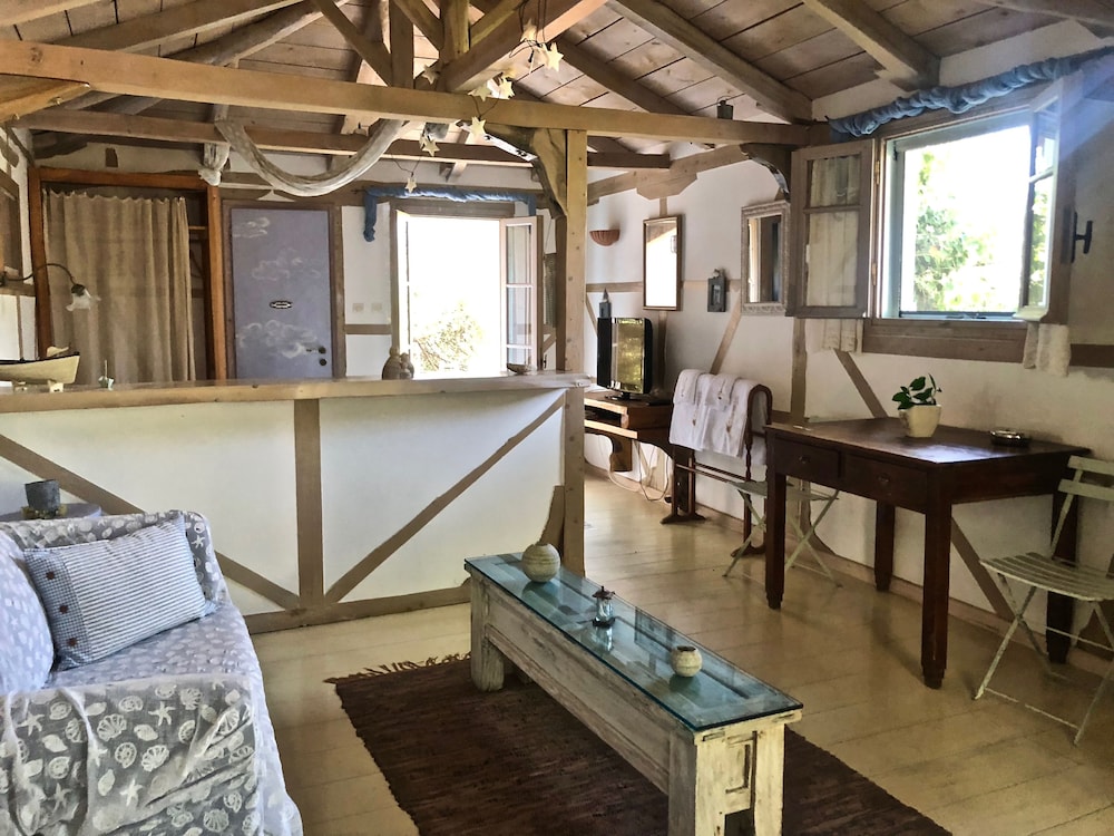 Pavezzo Country Retreat 33/45