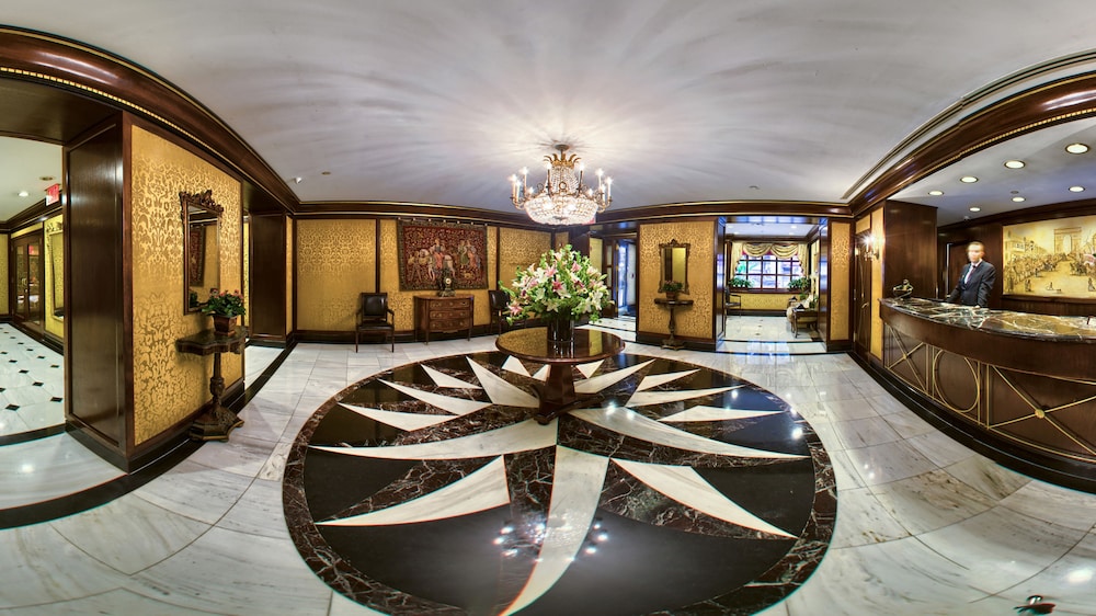 Hotel Elysee 7/31