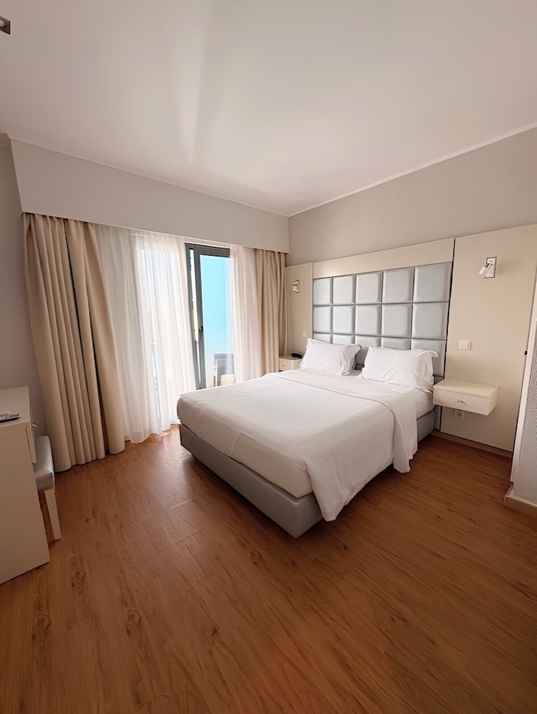 Urban Hotel Santa Eulalia 21/50