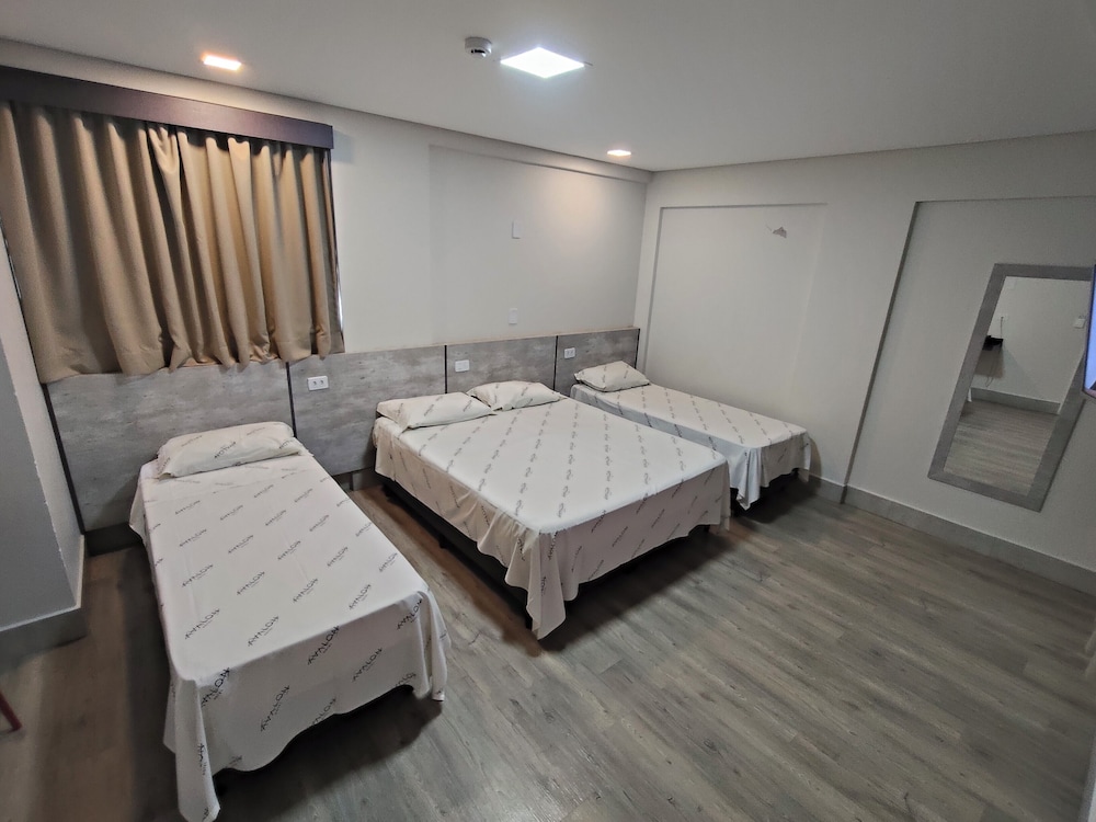 Avalon Hotel 22/49